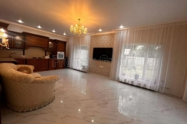 Дом 146 м² на участке 6,5 сот.